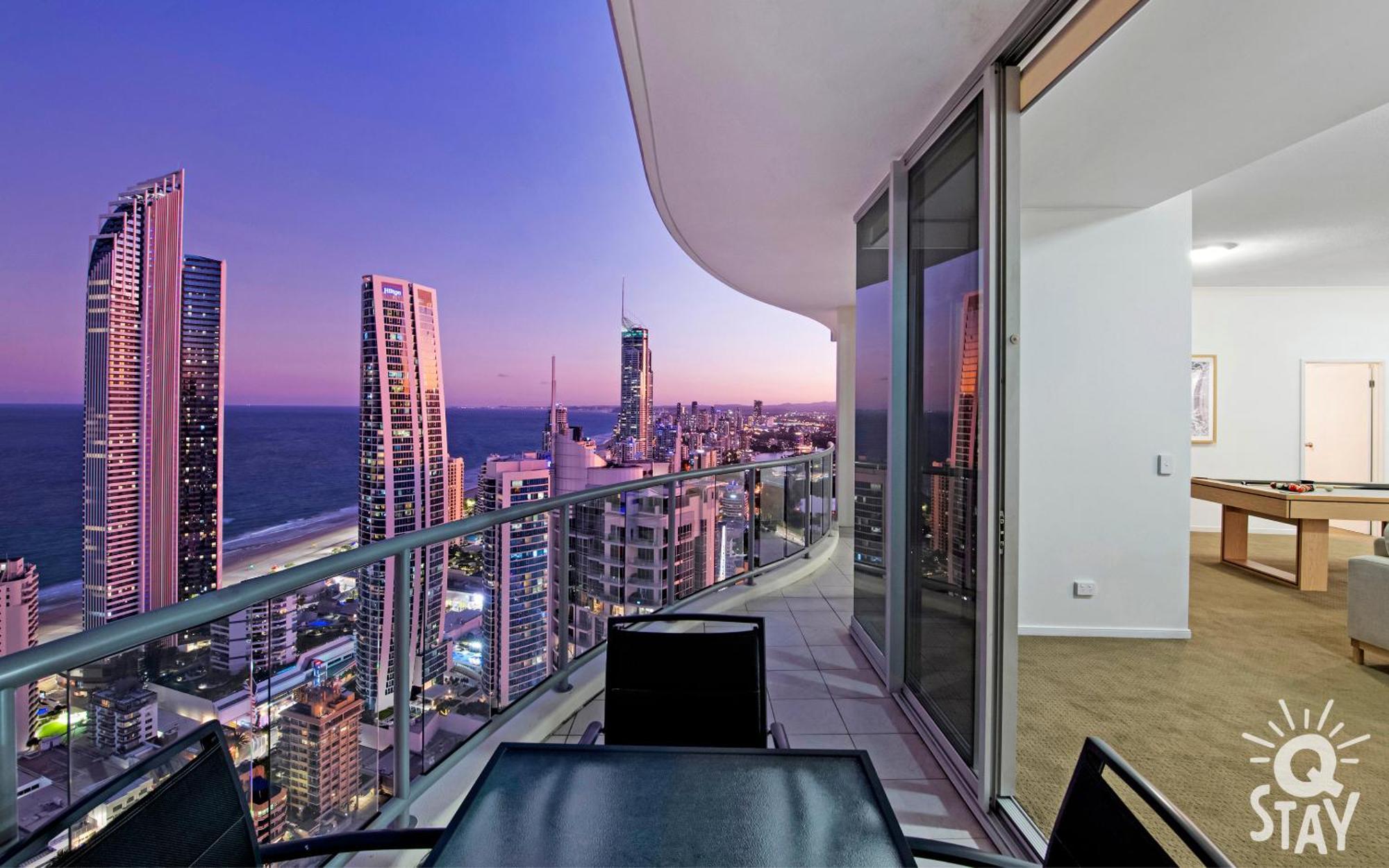 Chevron Renaissance Surfers Paradise Mid Week Madness Deal - Q Stay Χρυσή Ακτή Εξωτερικό φωτογραφία