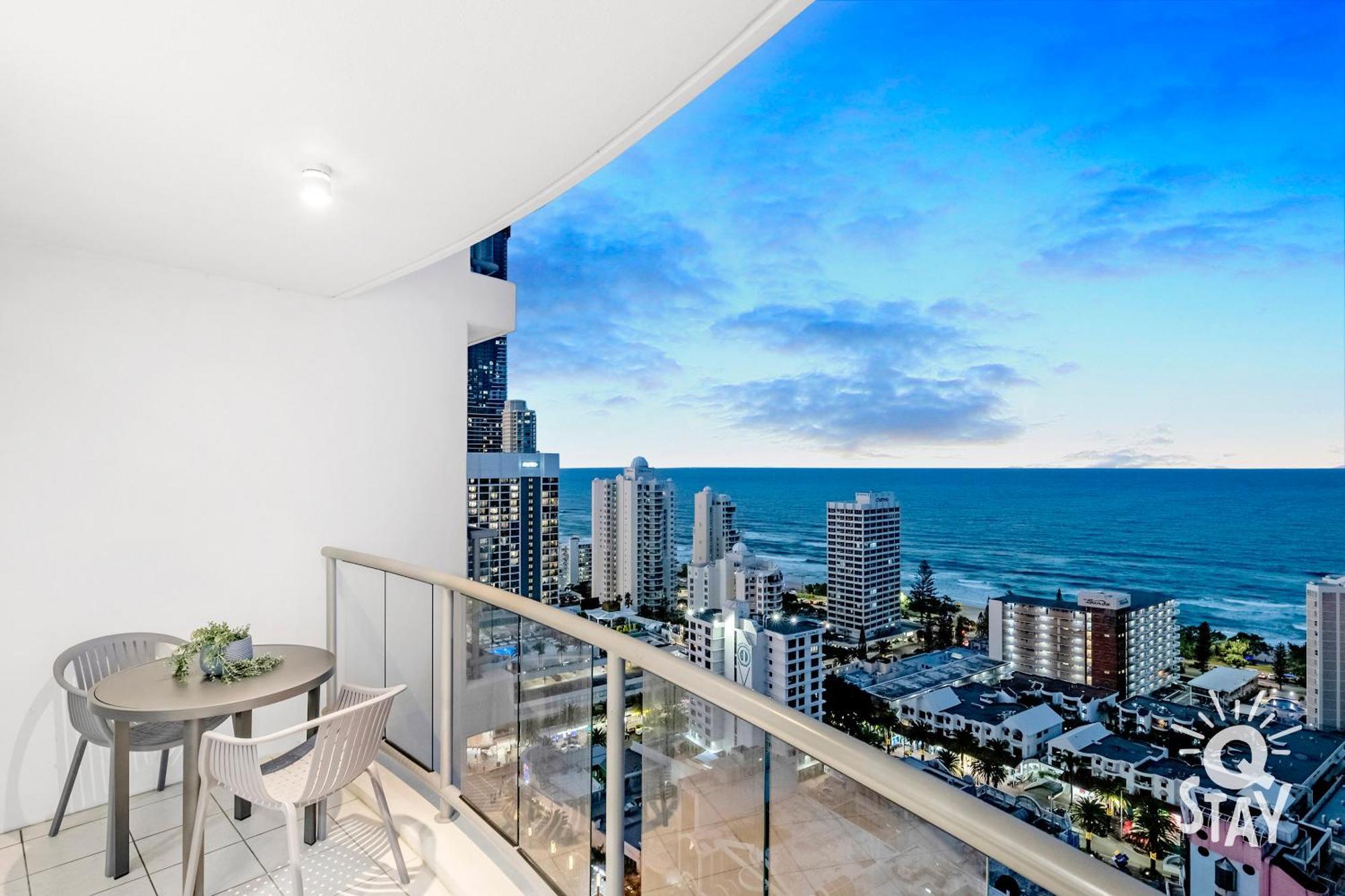 Chevron Renaissance Surfers Paradise Mid Week Madness Deal - Q Stay Χρυσή Ακτή Εξωτερικό φωτογραφία