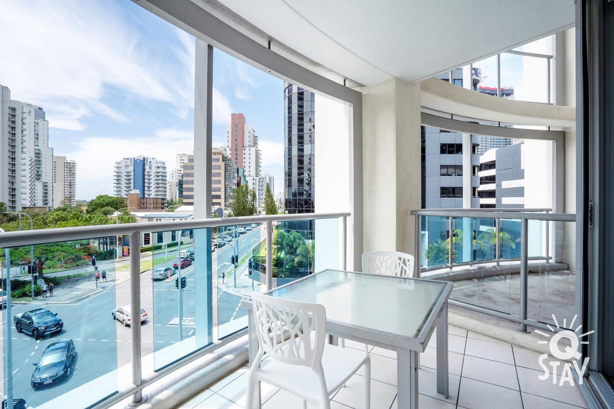 Chevron Renaissance Surfers Paradise Mid Week Madness Deal - Q Stay Χρυσή Ακτή Εξωτερικό φωτογραφία