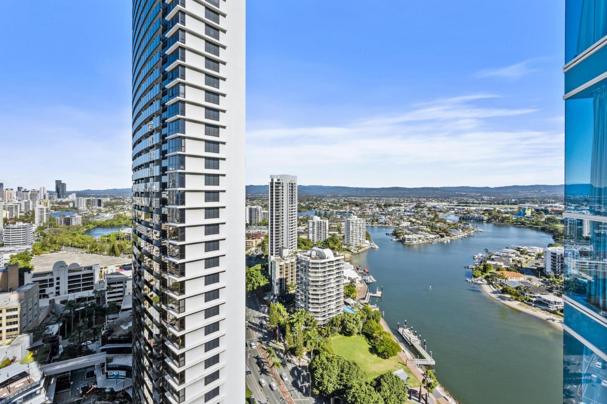 Chevron Renaissance Surfers Paradise Mid Week Madness Deal - Q Stay Χρυσή Ακτή Εξωτερικό φωτογραφία