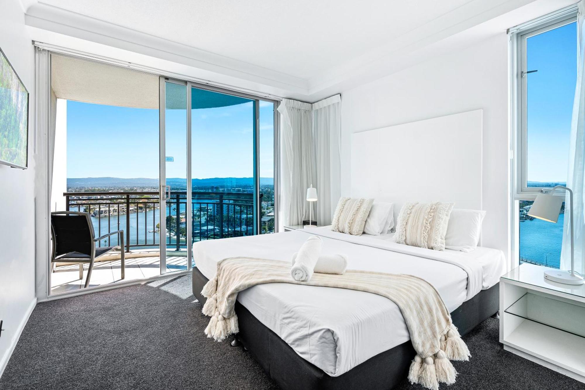 Chevron Renaissance Surfers Paradise Mid Week Madness Deal - Q Stay Χρυσή Ακτή Εξωτερικό φωτογραφία